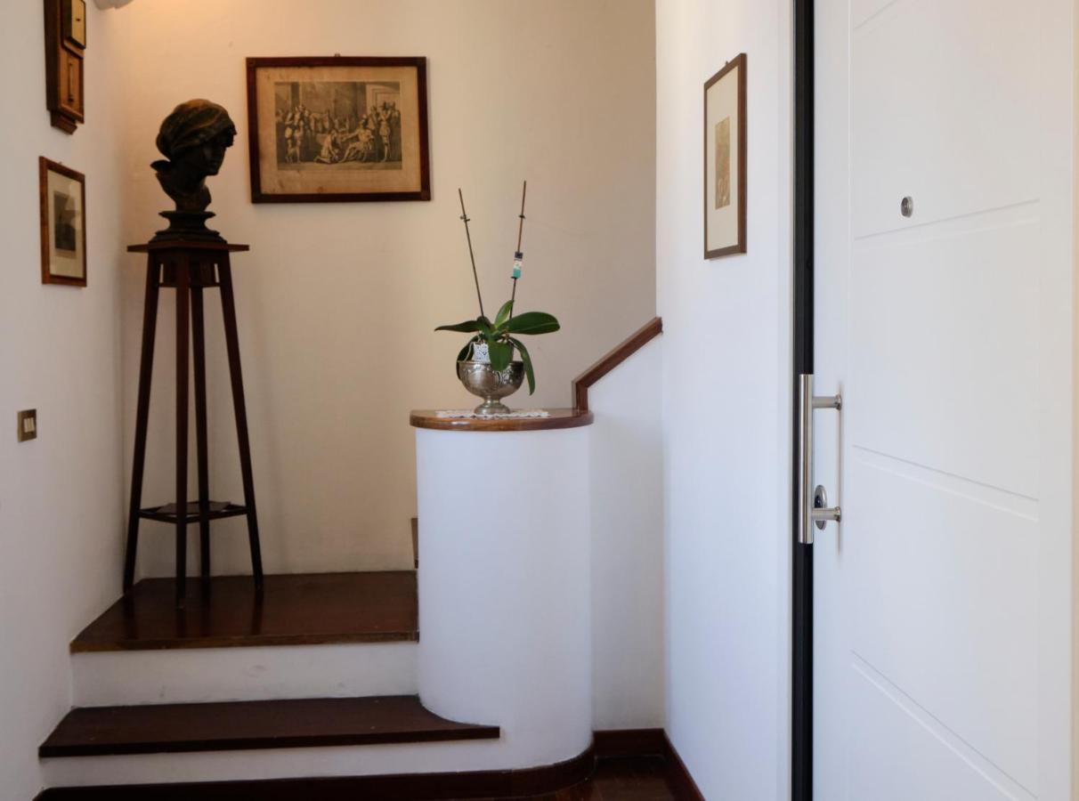 Attico Con Terrazza Sul Porto Lägenhet Palermo Exteriör bild