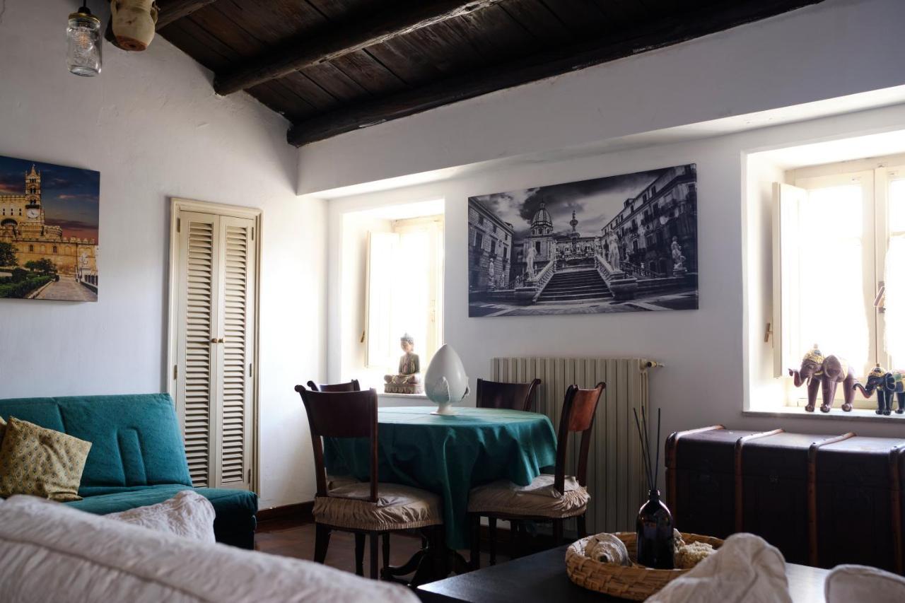 Attico Con Terrazza Sul Porto Lägenhet Palermo Exteriör bild